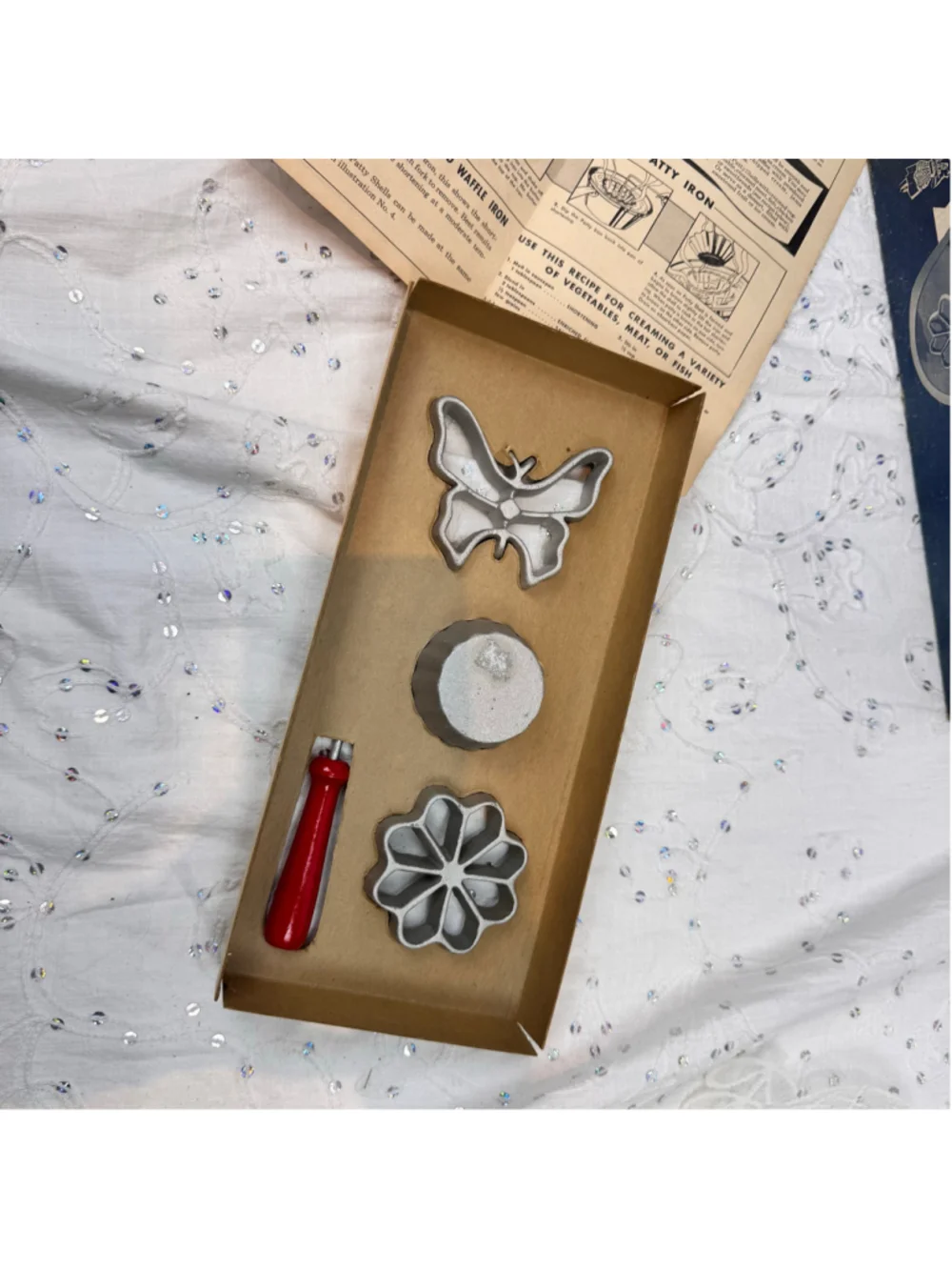 Vintage 1950s Handi Hostess Kit | Bonley Waf-L-Ette & Patty Shell Molds | Comple